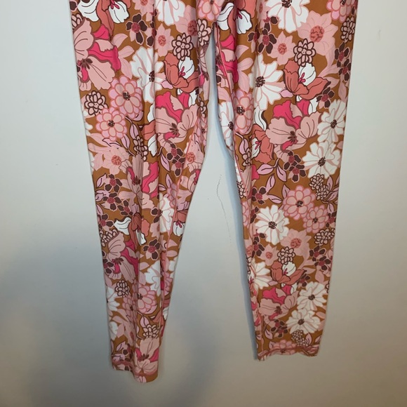 Offline by aerie floral print real me crossover leggings size small - Picture 6 of 13